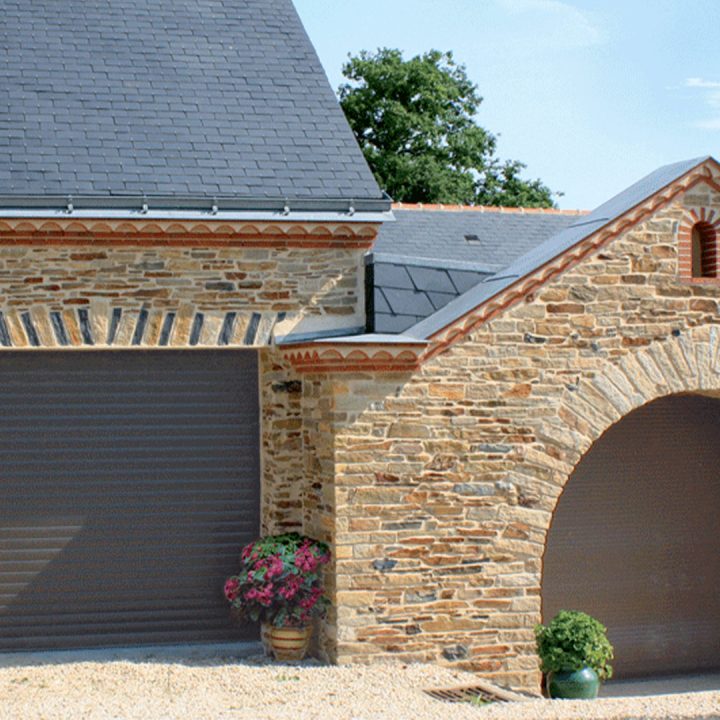 porte garage enroulable sur mesure